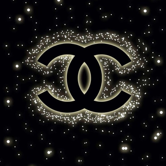 Meet your Posher, Nhung - Picture 1 of 1